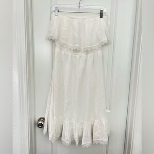 ✨NWT✨EXPRESS • Strapless lace midi dress in white • Size Small